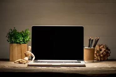 GG扑克1以内置智能策略指导与深度数据统计，助力玩家提升牌技。为核心，带来高效便捷的体验。 - GG扑克1